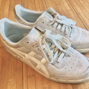 Pre-owned ASICS GEL Vickka TRS